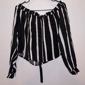 Long sleeve crop top